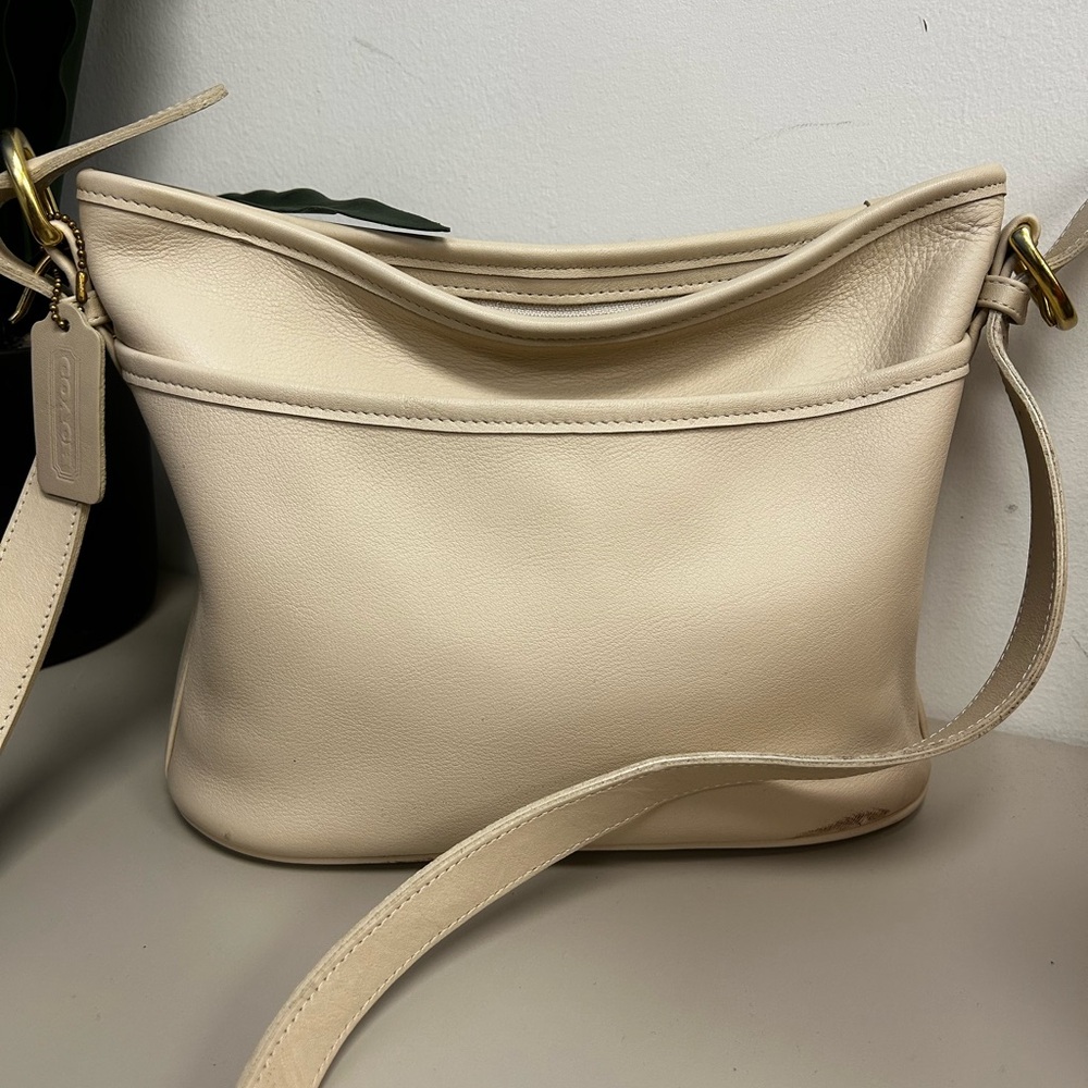 Coach Vintage 4143 Worth Bag in Ivory Color